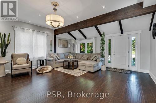 505 Main Street E, Shelburne, ON - Indoor Photo Showing Living Room