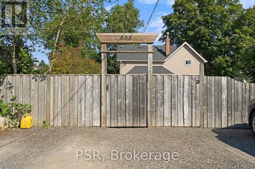505 Main Street E, Shelburne, ON - Outdoor