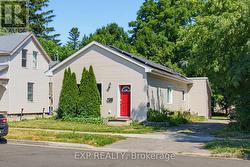 121 MOUNT PLEASANT AVENUE  London North (North N), ON N6H 1E1
