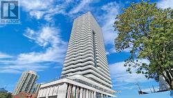 3006 - 15 HOLMES AVENUE Toronto, ON M2N 0L4