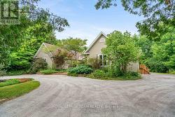 6485 WADDION DRIVE  Ottawa, ON K4P 1E7