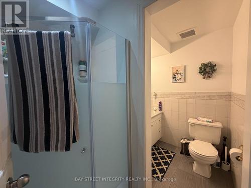 5110 Nishga Court, Mississauga, ON - Indoor Photo Showing Bathroom