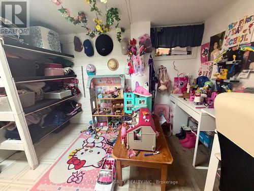 5110 Nishga Court, Mississauga, ON - Indoor