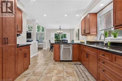 160 Wills Crescent, Binbrook, ON - Indoor Photo Showing Kitchen