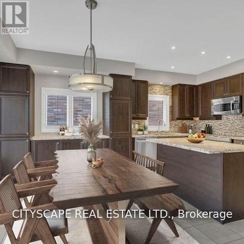 3349 Hedley Road, Burlington, ON - Indoor