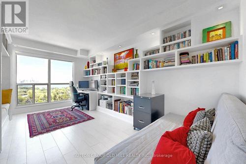 1307 - 2267 Lake Shore Boulevard W, Toronto, ON - Indoor Photo Showing Other Room