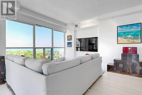 1307 - 2267 Lake Shore Boulevard W, Toronto, ON - Indoor Photo Showing Living Room