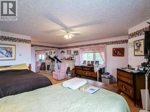 5175 Baker-Kersley Road, Quesnel, BC - Indoor Photo Showing Bedroom