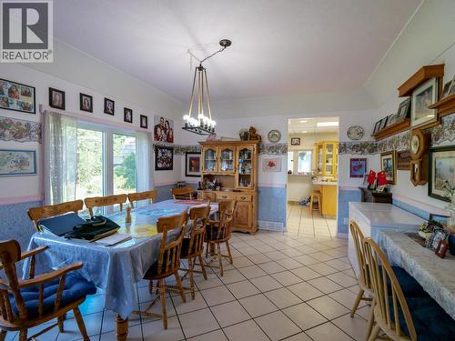 5175 Baker-Kersley Road, Quesnel, BC - Indoor Photo Showing Dining Room