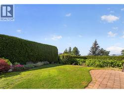 Great, flat yard space for pets, kids or gardening - 