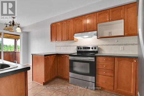 144 Trail Side Circle, Ottawa, ON - Indoor Photo Showing Kitchen
