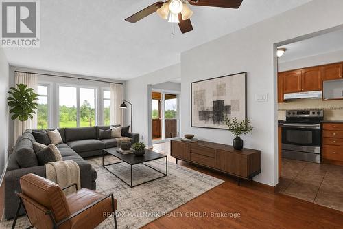 Virtually staged. - 144 Trail Side Circle, Ottawa, ON - Indoor Photo Showing Living Room