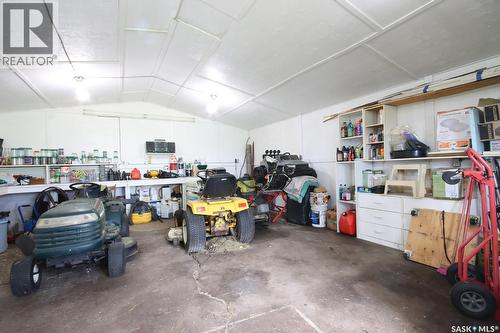 Leadbetter Acreage, Estevan Rm No. 5, SK - Indoor Photo Showing Garage
