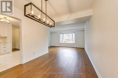 2565 Windjammer Road, Mississauga, ON - Indoor Photo Showing Other Room