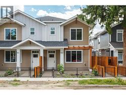 949 Stockwell Avenue Kelowna, BC V1Y 6W3