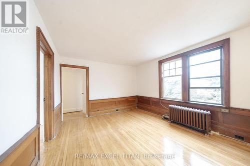 81 - 10 KINGSTON ROAD , Toronto, Ontario M4L 2S4 2