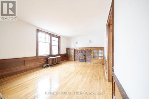 81 - 10 KINGSTON ROAD , Toronto, Ontario M4L 2S4 4