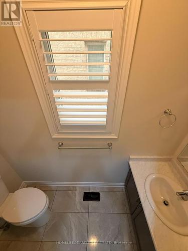 21 Valleyscape Trail, Caledon, ON - Indoor Photo Showing Bathroom