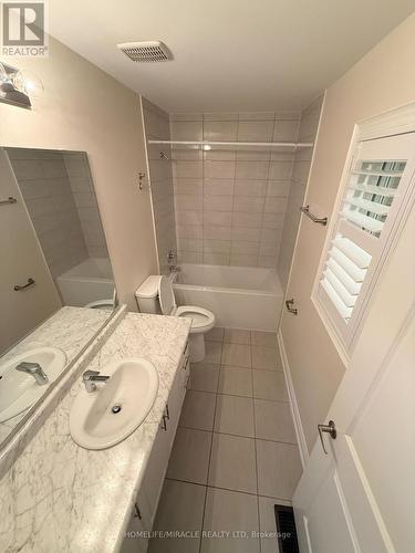 21 Valleyscape Trail, Caledon, ON - Indoor Photo Showing Bathroom