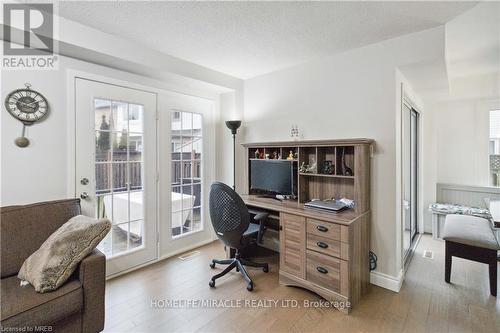 2245 Pathfinder Drive, Burlington, ON - Indoor