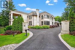 432 BOB-O-LINK ROAD  Mississauga, ON L5J 2P2
