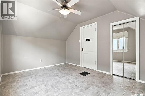 818 5Th Street E, Saskatoon, SK - Indoor Photo Showing Other Room