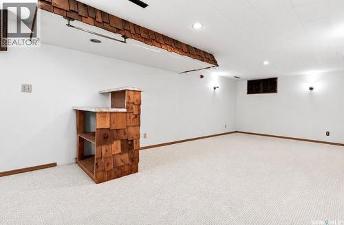 818 5Th Street E, Saskatoon, SK - Indoor