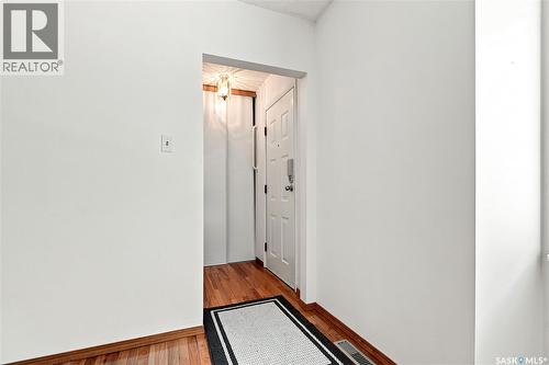 818 5Th Street E, Saskatoon, SK - Indoor Photo Showing Other Room