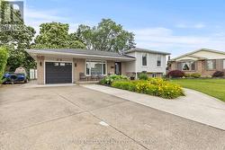10 ACADIA COURT Welland (Prince Charles), ON L3C 6J5