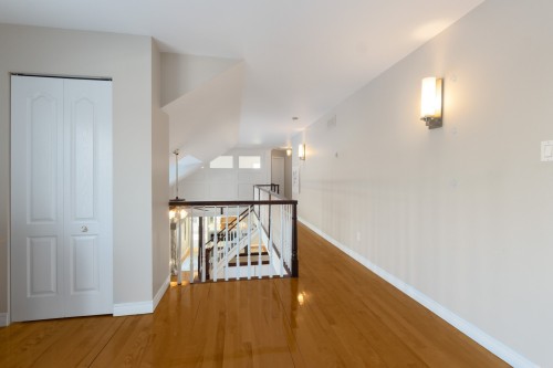 Mezzanine - 4452 Rue Du Mont-Blanc, Ascot Corner, QC - Indoor Photo Showing Other Room