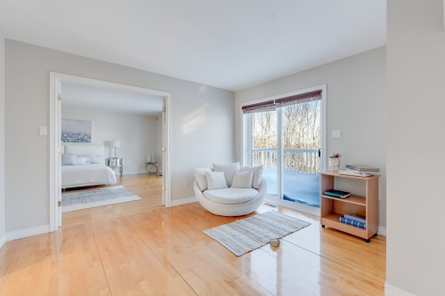 Chambre à coucher principale - 4452 Rue Du Mont-Blanc, Ascot Corner, QC - Indoor Photo Showing Living Room