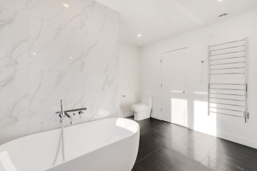 Salle de bains - 4452 Rue Du Mont-Blanc, Ascot Corner, QC - Indoor Photo Showing Bathroom