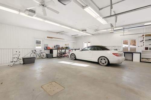 Garage - 4452 Rue Du Mont-Blanc, Ascot Corner, QC - Indoor Photo Showing Garage