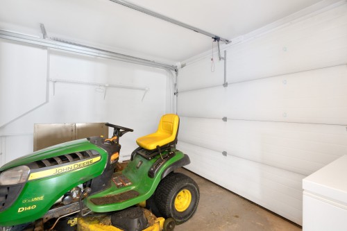 Garage - 4452 Rue Du Mont-Blanc, Ascot Corner, QC - Indoor Photo Showing Garage