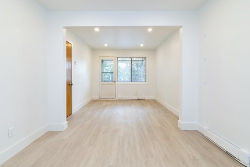 Chambre à coucher - 3-9695 Av. Bruchési, Montréal (Ahuntsic-Cartierville), QC - Indoor Photo Showing Other Room