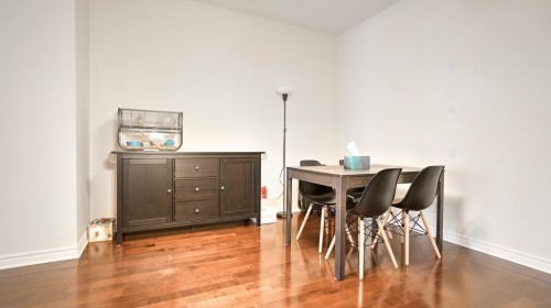 Dinette - 306-4405 Boul. St-Jean, Dollard-Des-Ormeaux, QC - Indoor Photo Showing Dining Room