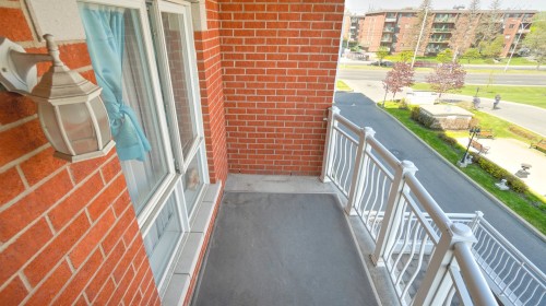 Balcony - 306-4405 Boul. St-Jean, Dollard-Des-Ormeaux, QC - Outdoor With Exterior