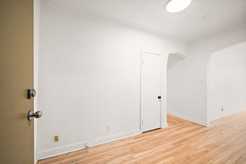 Mud Room - 17-3955 Av. Dupuis, Montréal (Côte-Des-Neiges/Notre-Dame-De-Grâce), QC - Indoor Photo Showing Other Room
