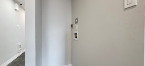Salle de lavage - 5820 Rue De Cadillac, Montréal (Mercier/Hochelaga-Maisonneuve), QC - Indoor Photo Showing Other Room
