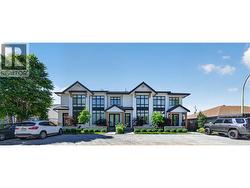 803 Francis Avenue Kelowna, BC V1Y 5G6