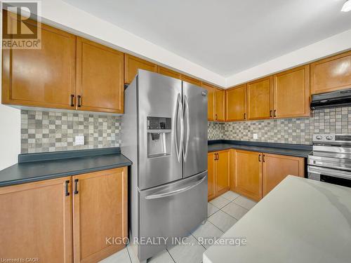 39 Baintree Way, Cambridge, ON - Indoor Photo Showing Kitchen