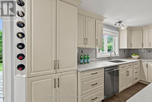 2450 Blackstone Crescent, Ottawa, ON - Indoor Photo Showing Kitchen With Double Sink