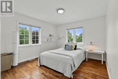 2450 Blackstone Crescent, Ottawa, ON - Indoor Photo Showing Bedroom