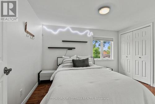 2450 Blackstone Crescent, Ottawa, ON - Indoor Photo Showing Bedroom