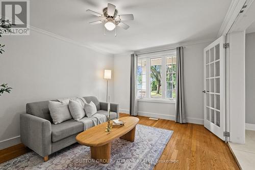Main Floor Den - 2450 Blackstone Crescent, Ottawa, ON - Indoor Photo Showing Living Room