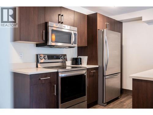 1211 Victoria Road W Unit# 203  Revelstoke, BC V0E 2S0