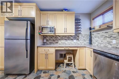 1864 Coronation Boulevard, Cambridge, ON - Indoor Photo Showing Kitchen