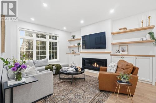 2 Glengordon Crescent, Markham, ON - Indoor Photo Showing Living Room With Fireplace
