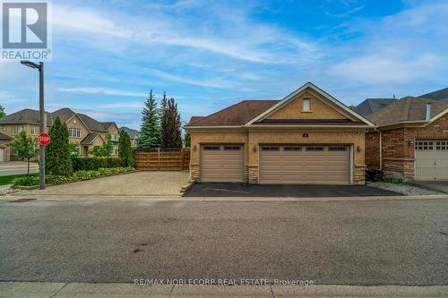 2 Glengordon Crescent, Markham, ON - Outdoor
