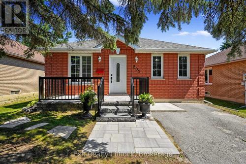 202 MILROY DRIVE  Peterborough (Northcrest Ward 5), ON K9H 7M8
